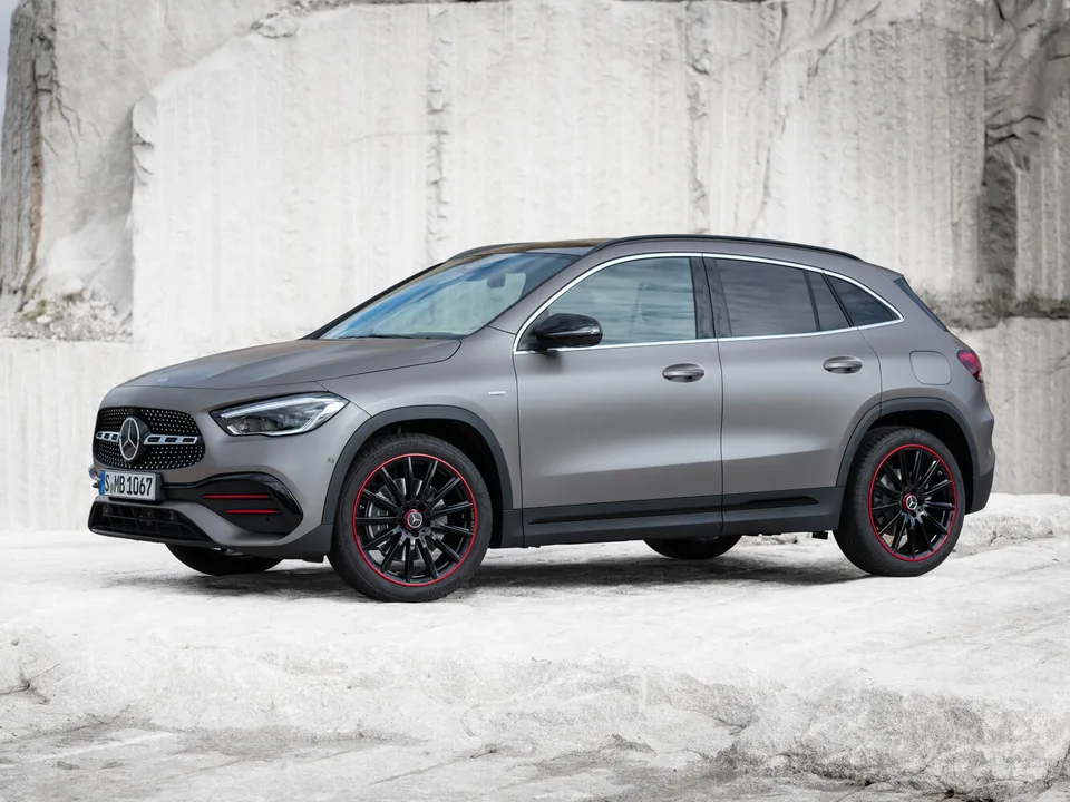 Mercedes-Benz GLA, II (H247), Crossover / SUV