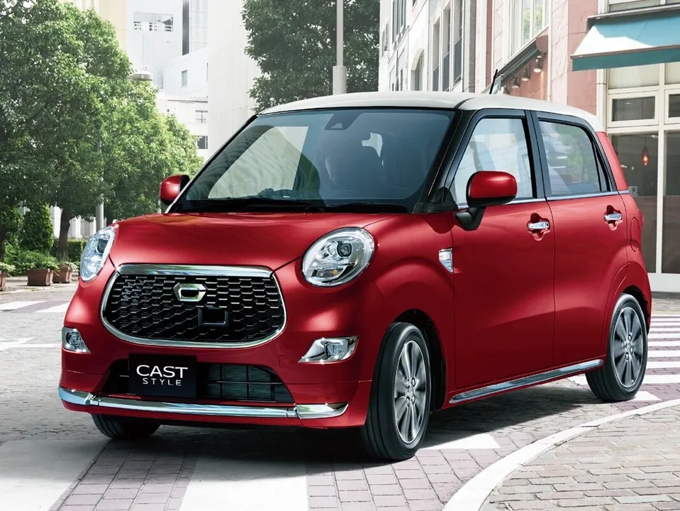Daihatsu Cast, Generation 1, 5-door hatchback