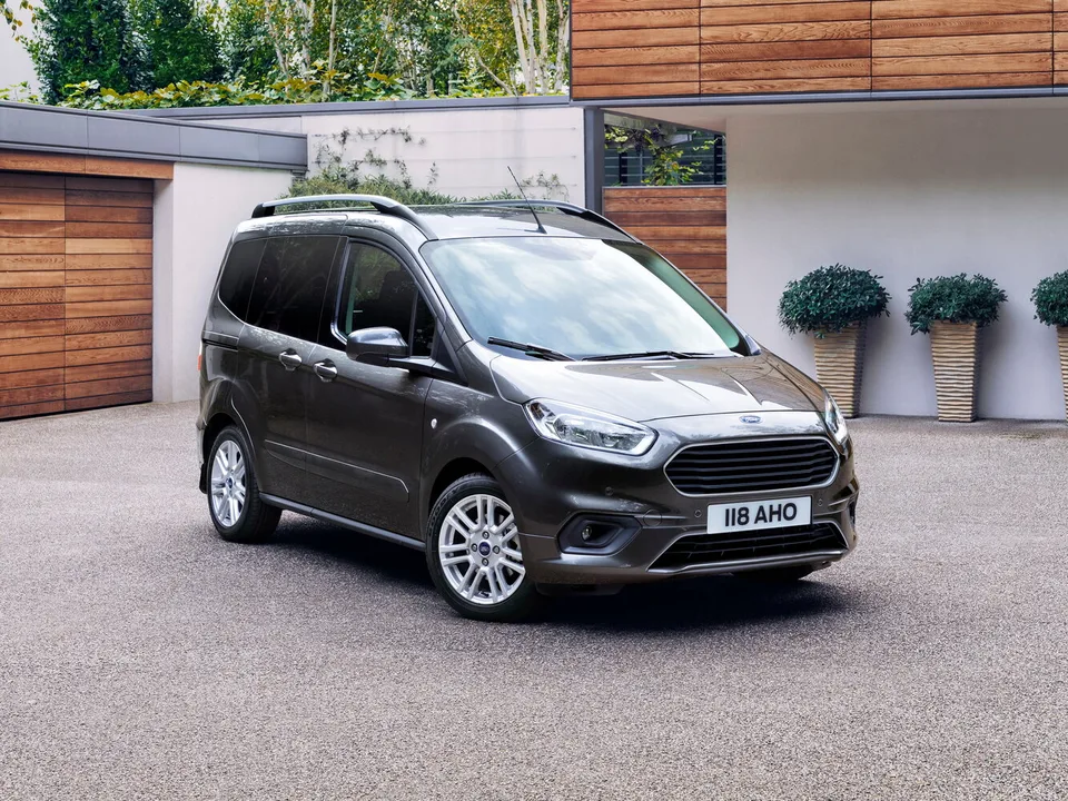 Ford Tourneo Courier, I Рестайлинг, Compact MPV