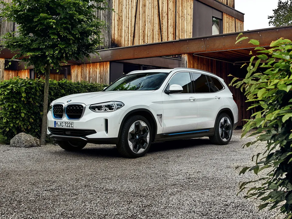 BMW iX3, 1 поколение, G08, Кроссовер / внедорожник
