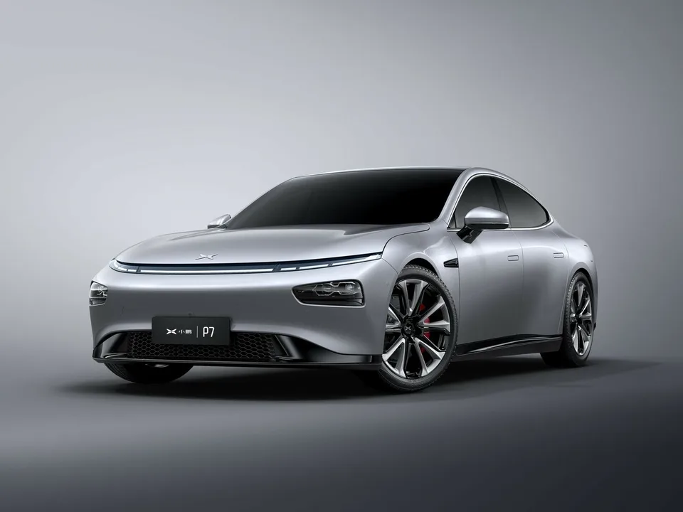 Xpeng P7, 1 поколение, Седан