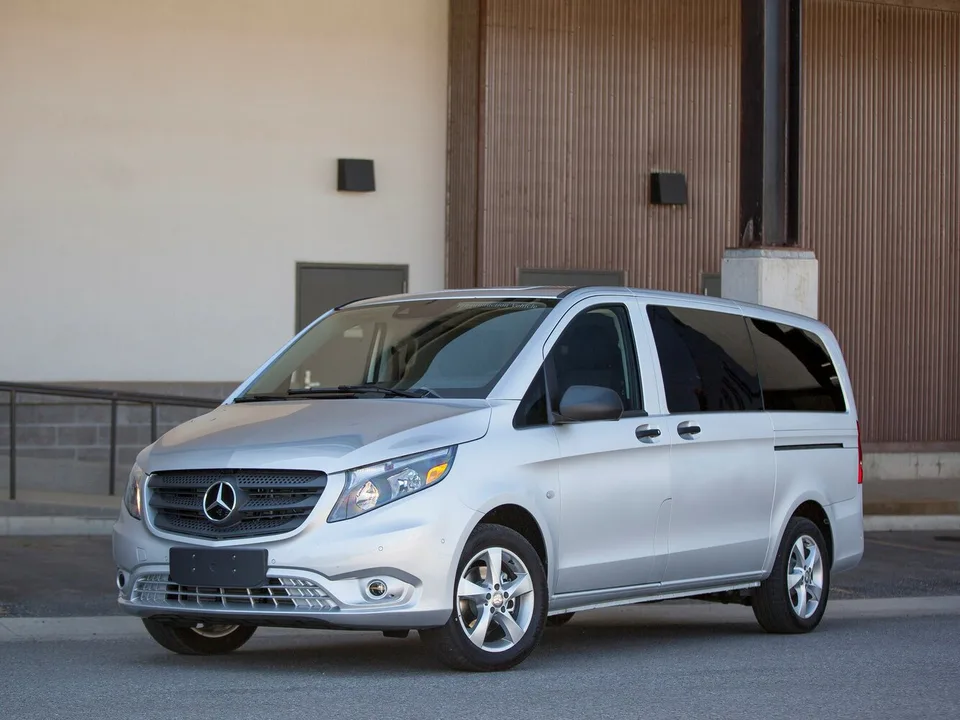 Mercedes-Benz Metris, , Minivan