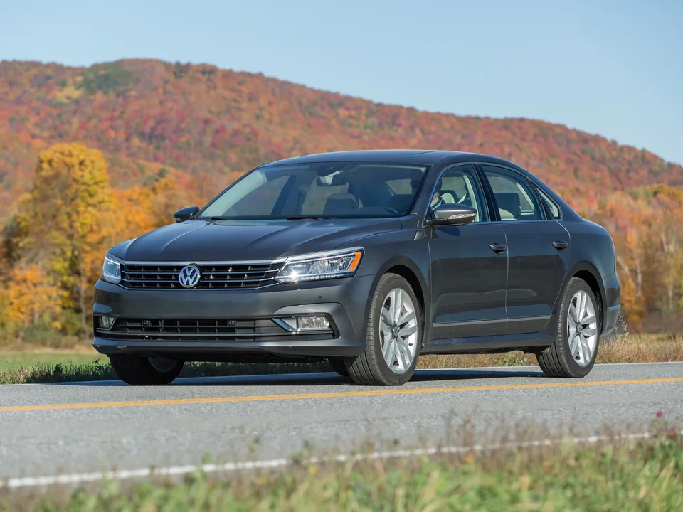 Volkswagen Passat (North America and China), I Рестайлинг, Sedan