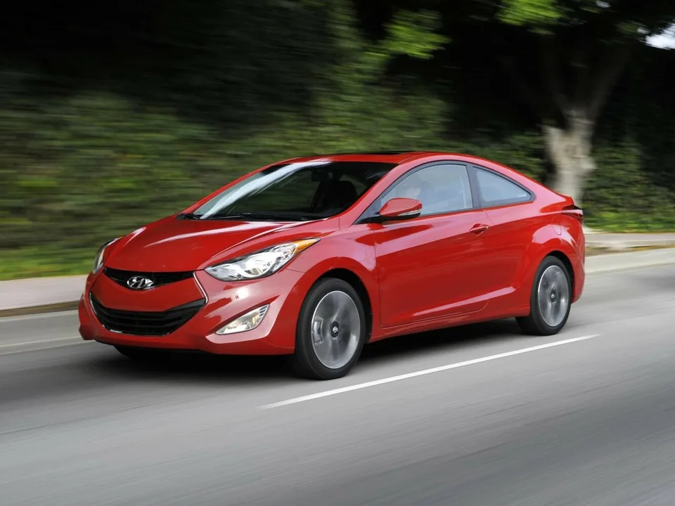Hyundai Avante, V, Coupe
