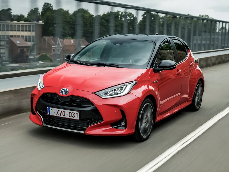 Toyota Yaris, 4 поколение, Хэтчбек, 5 дверей