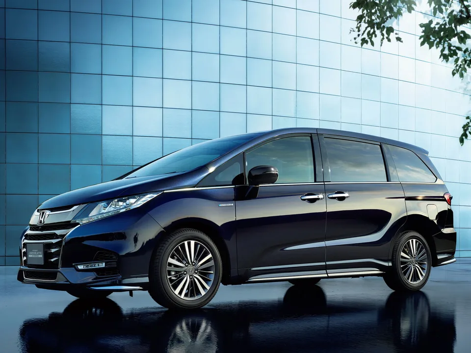 Honda Odyssey, 5 поколение, RL6, рестайлинг, Минивэн