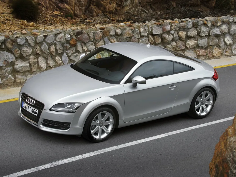Audi TT, II (8J), Купе