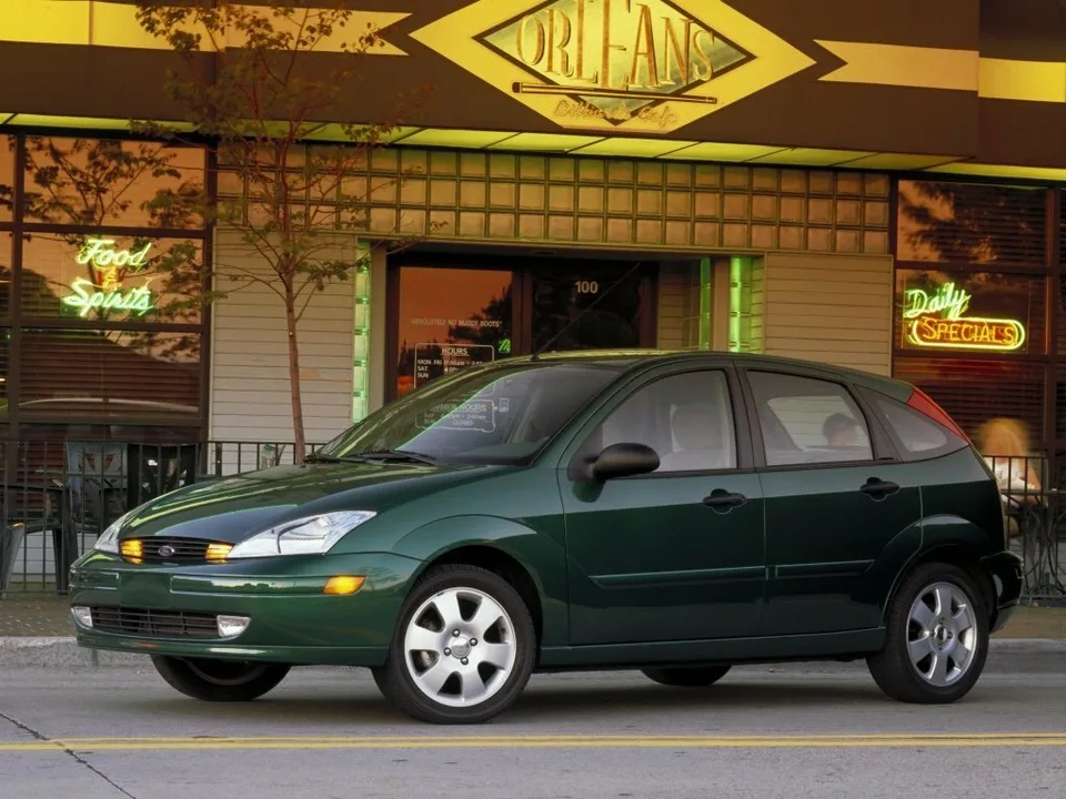 Ford Focus, Generation 1, 5-door hatchback