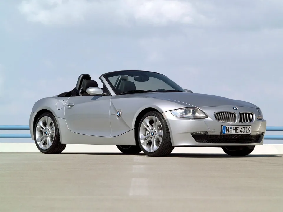 BMW Z4, I (E85/E86) Рестайлинг, Родстер