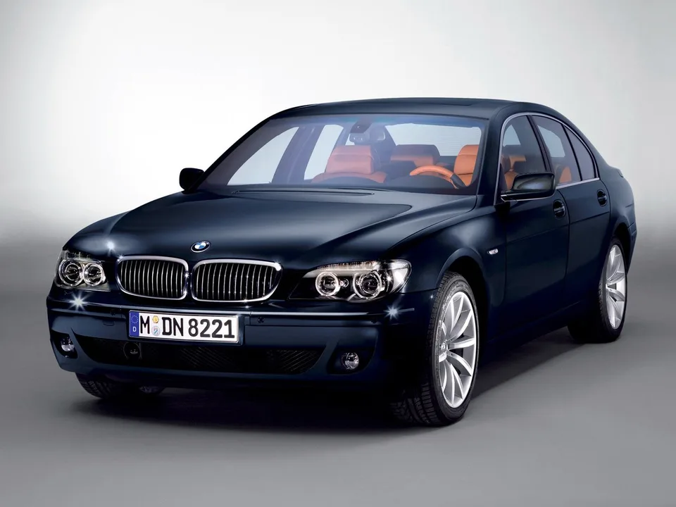 BMW 7 серии, IV (E65/E66) Рестайлинг, Седан
