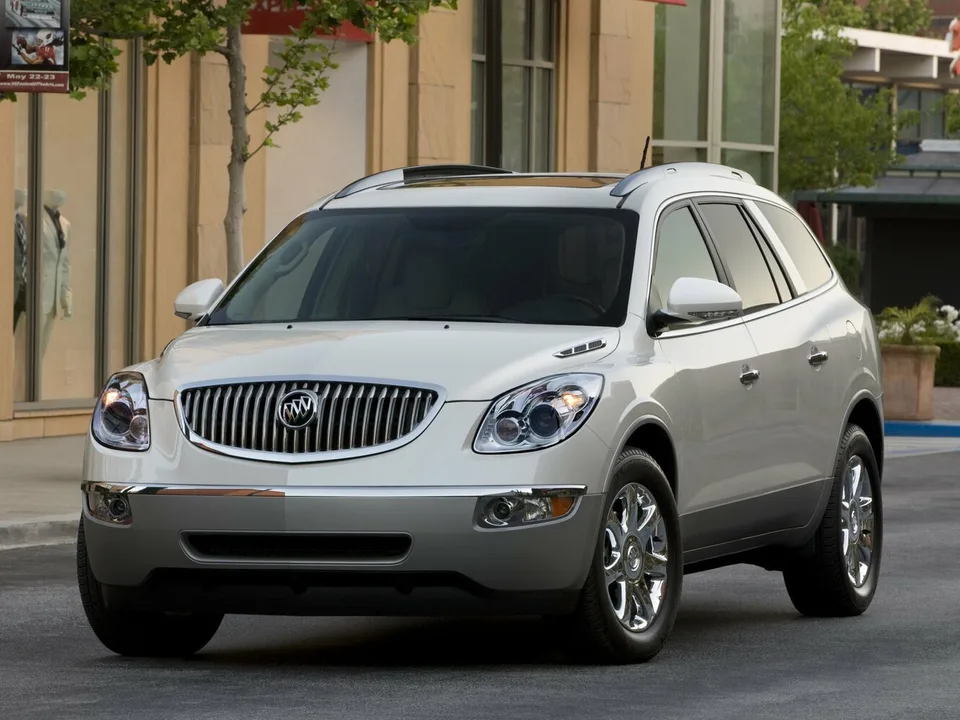 Buick Enclave, Generation 1, Crossover / SUV