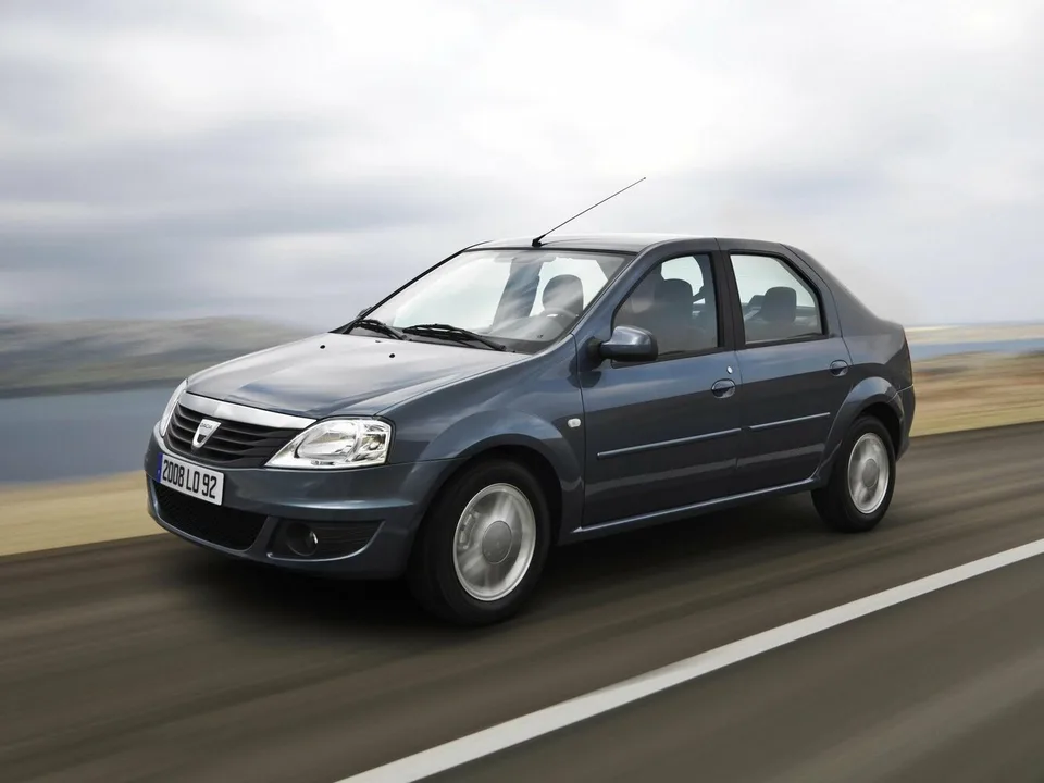 Dacia Logan, 1 поколение, Седан