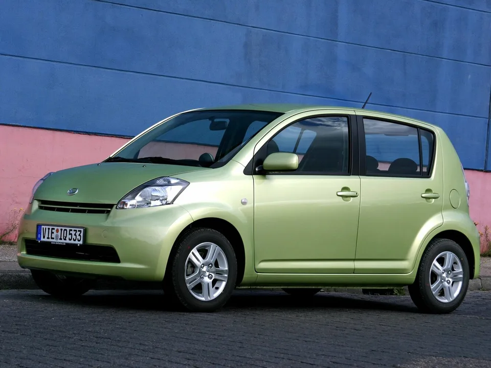 Daihatsu Sirion, Generation 2, M300, 5-door hatchback