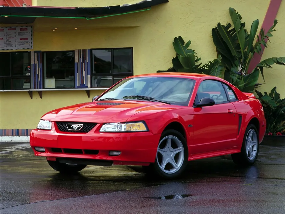 Ford Mustang, 4 поколение, SN-95, рестайлинг, Купе