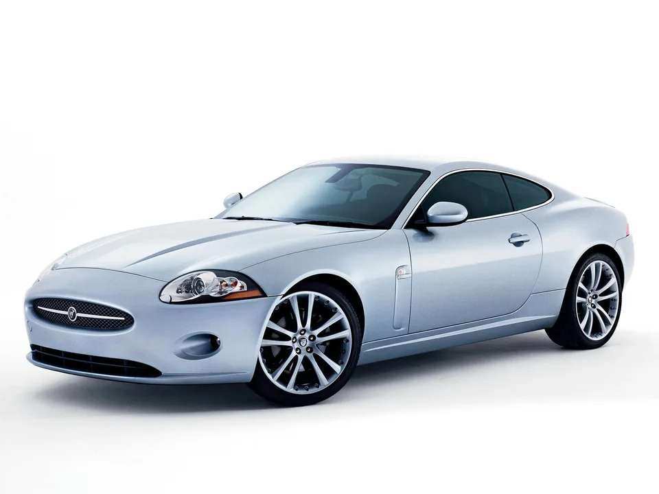 Jaguar XK, Generation 2, X150, Coupe