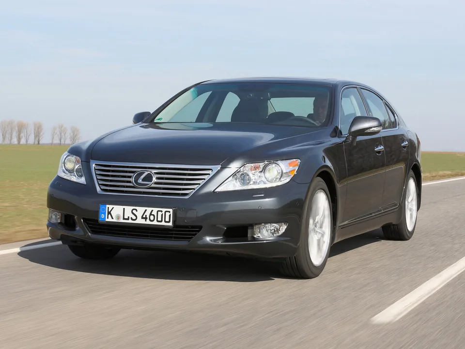 Lexus LS, IV Рестайлинг, Седан