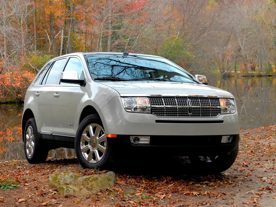 Lincoln MKX, Generation 1, Crossover / SUV