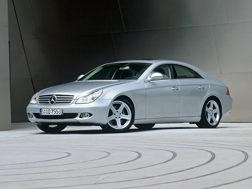 Mercedes-Benz CLS, I (C219), Sedan