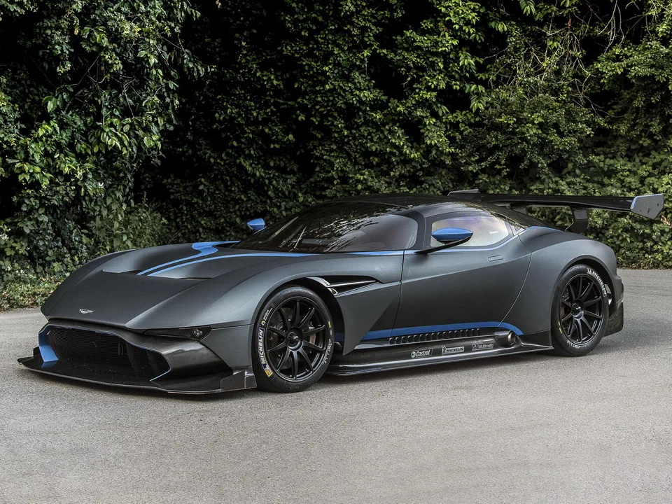 Aston Martin Vulcan, , Купе