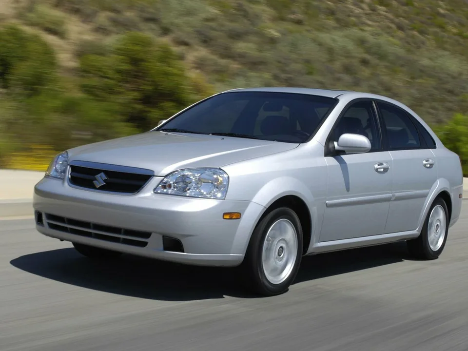 Suzuki Forenza, , Седан