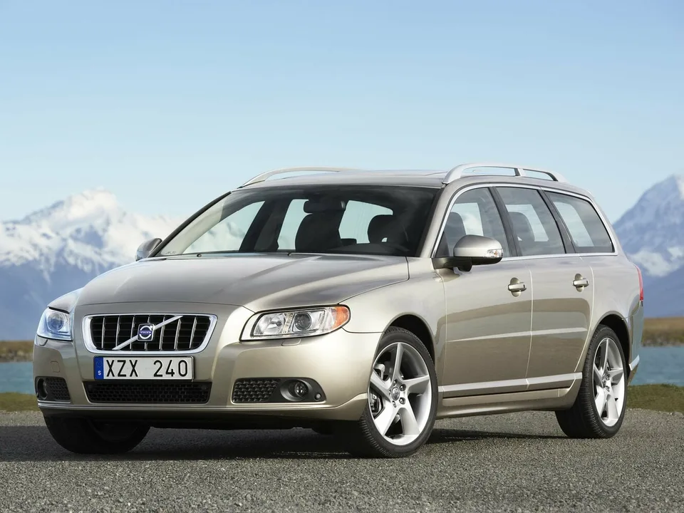 Volvo V70, Generation 3, Estate