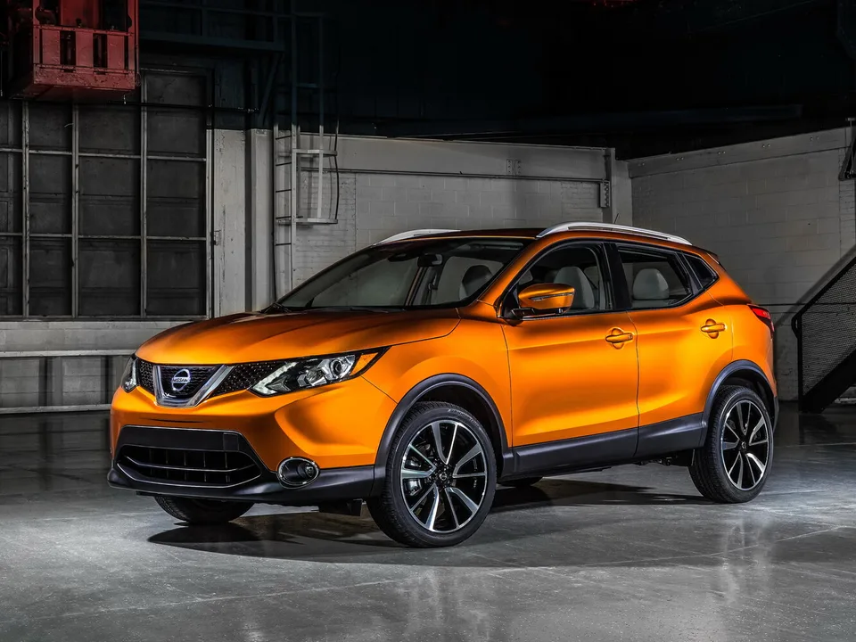 Nissan Rogue sport, 1 поколение, Кроссовер / внедорожник