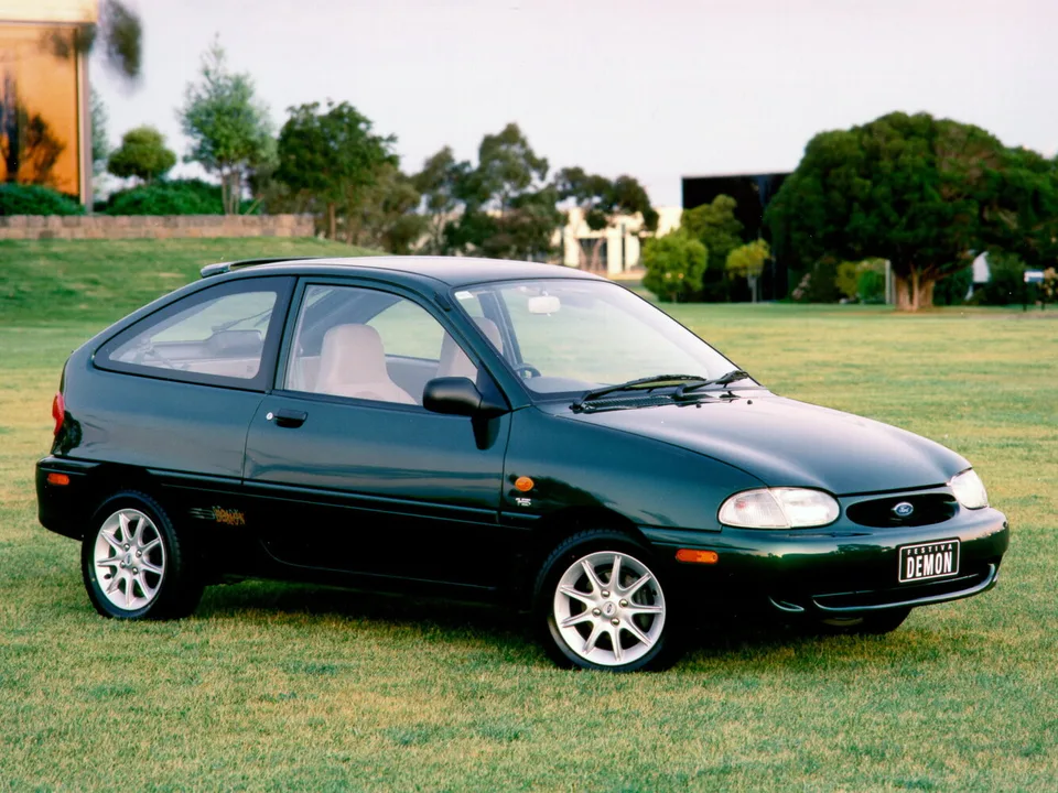 Ford Festiva, 2 поколение, D25/23PF, Хэтчбек, 3 двери