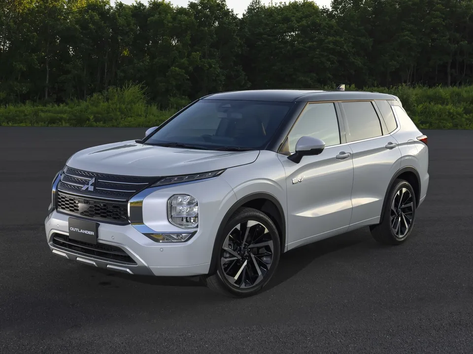 Mitsubishi Outlander, Generation 4, GN0W, Crossover / SUV