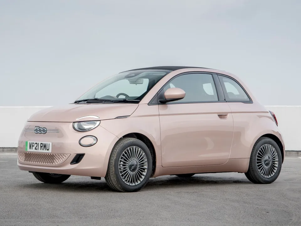 Fiat 500, III, Кабриолет