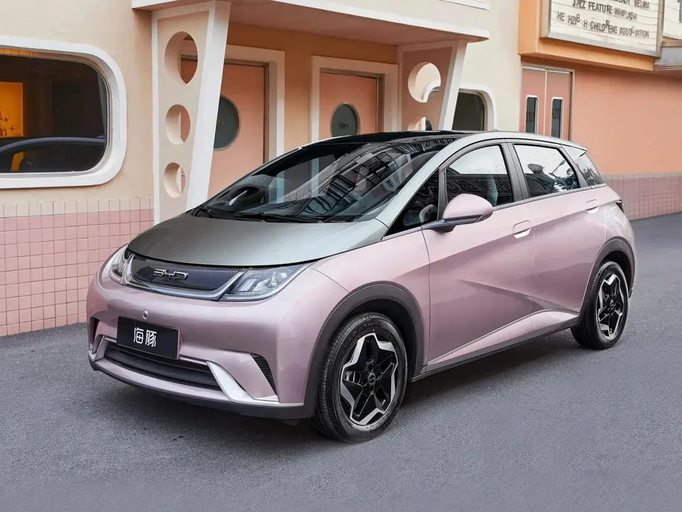 BYD Dolphin, Generation 1, 5-door hatchback