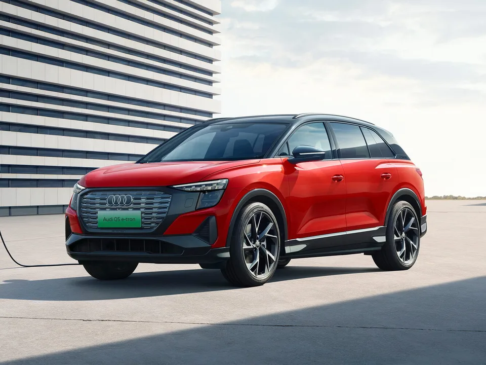 Audi Q5 e-tron, , Кроссовер / внедорожник