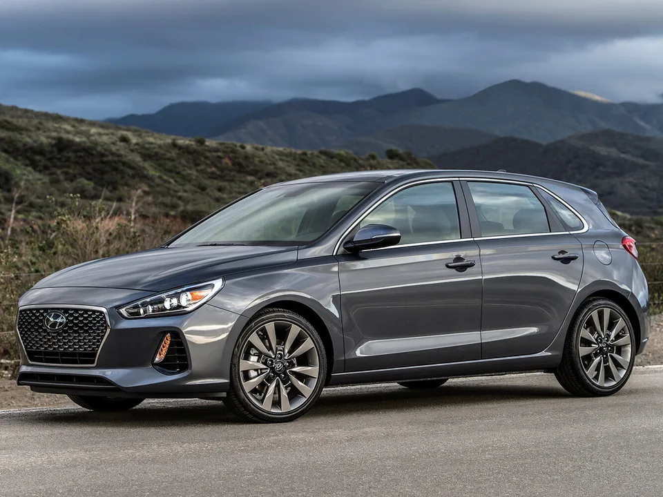 Hyundai Elantra, Generation 6, AD, 5-door hatchback