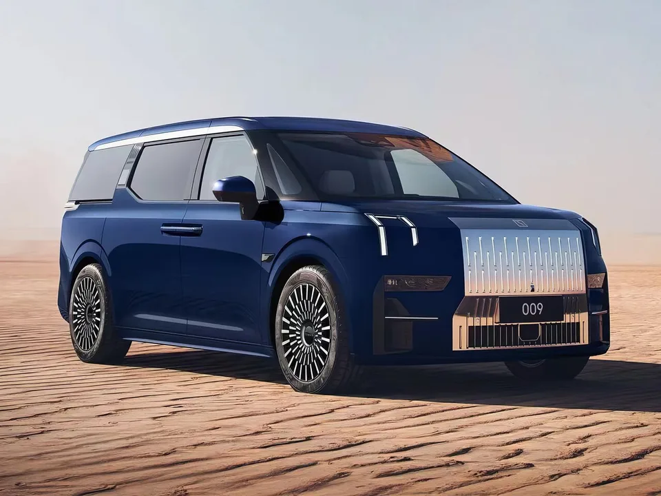 Zeekr 009, Generation 1, Minivan