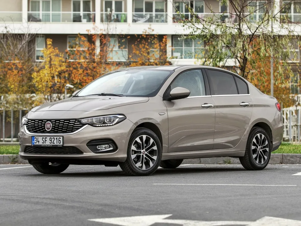 Fiat Egea, I, Sedan