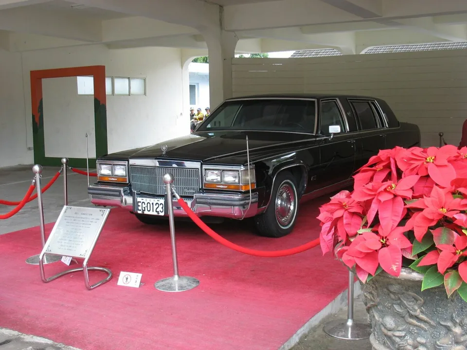 Cadillac Fleetwood, Limousine, Sedan