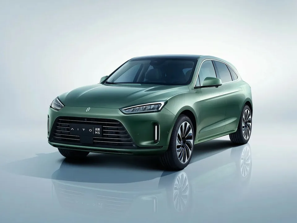 AITO M5, Generation 1, Crossover / SUV