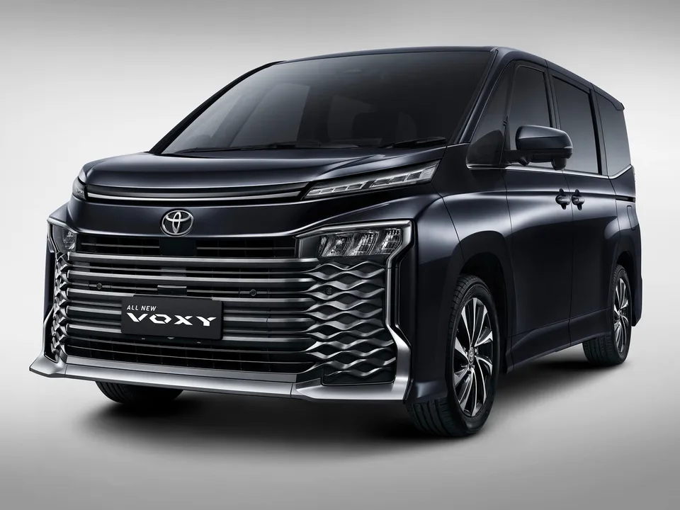 Toyota Voxy, 4 поколение, R90, Минивэн