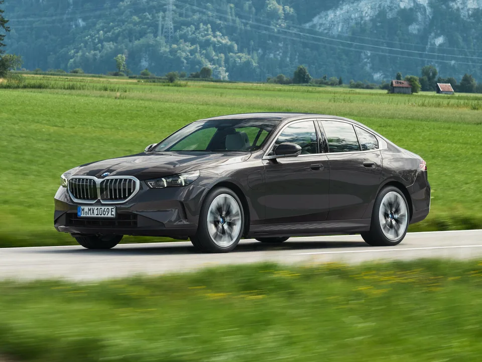 BMW 5 серии, VIII (G60/G61/G68), Седан