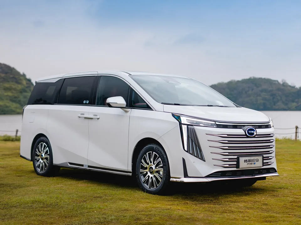 GAC Trumpchi E9, I, Минивэн