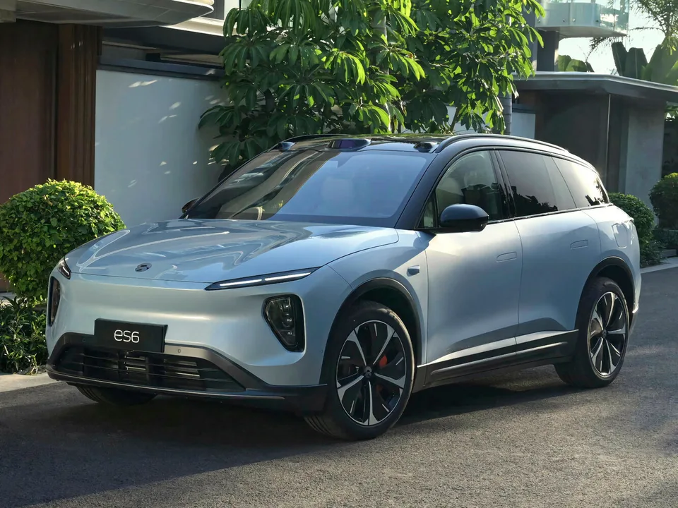Nio ES6, 2 поколение, Кроссовер / внедорожник