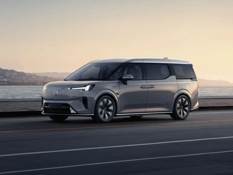 Volvo EM90, , Minivan