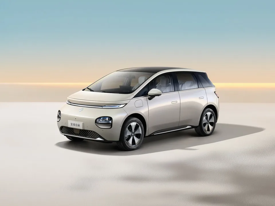Baojun Yunduo, , 5-door hatchback