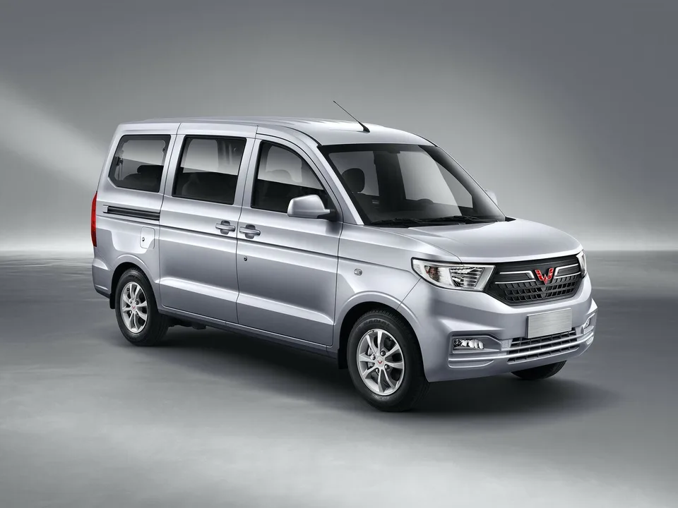 Wuling Hongguang V, , Компактвэн