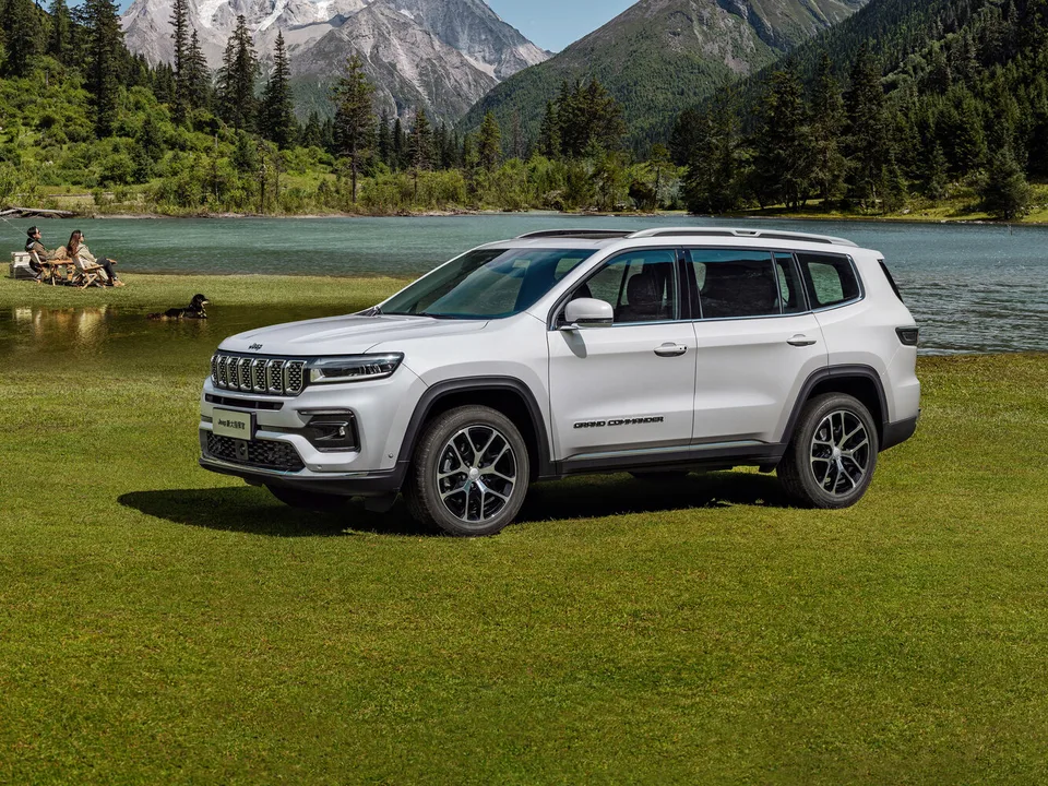 Jeep Grand Commander, 1 поколение, K8, рестайлинг, Кроссовер / внедорожник
