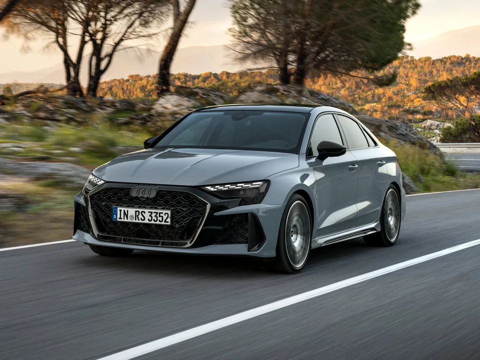 Audi RS 3, III (8Y) Рестайлинг, Седан