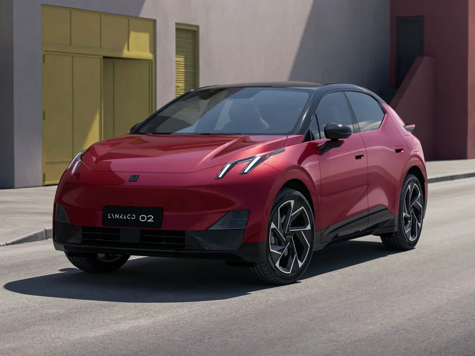 Lynk & Co 02, I (EU Market), Crossover / SUV