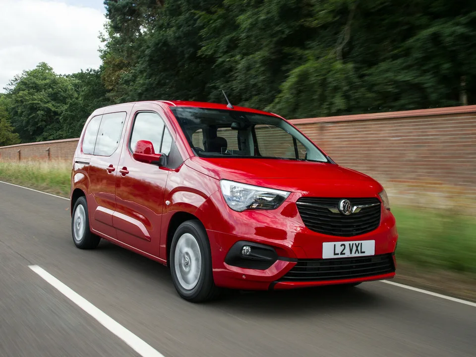 Vauxhall Combo, E, Compact MPV