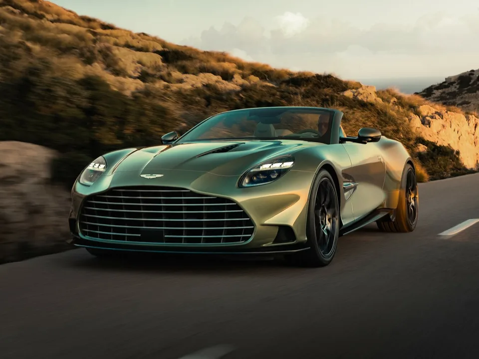 Aston Martin Vanquish, III, Родстер