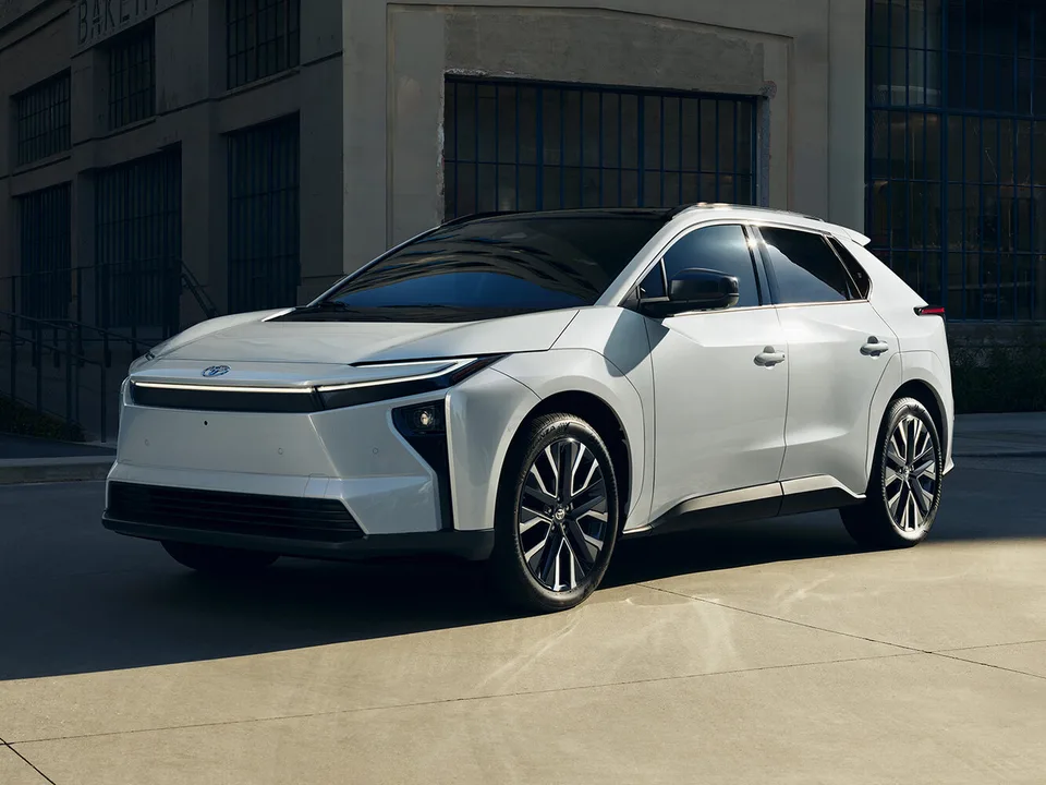 Toyota Bz, , Кроссовер / внедорожник