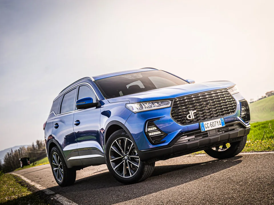 DR 6.0, I, Crossover / SUV